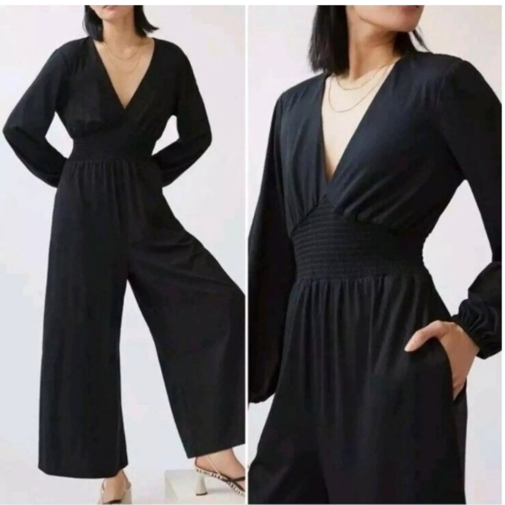 Anthropologie Hutch Black Wide-Leg V-Neck With Pockets Jumpsuit Size S Versatile